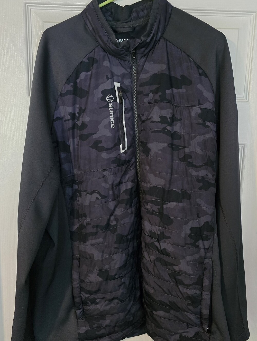 Sunice Men’s Black Camo Hybrid Puffer Jacket